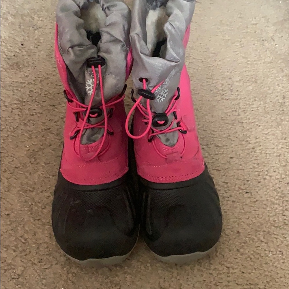 Ugg snow boots
